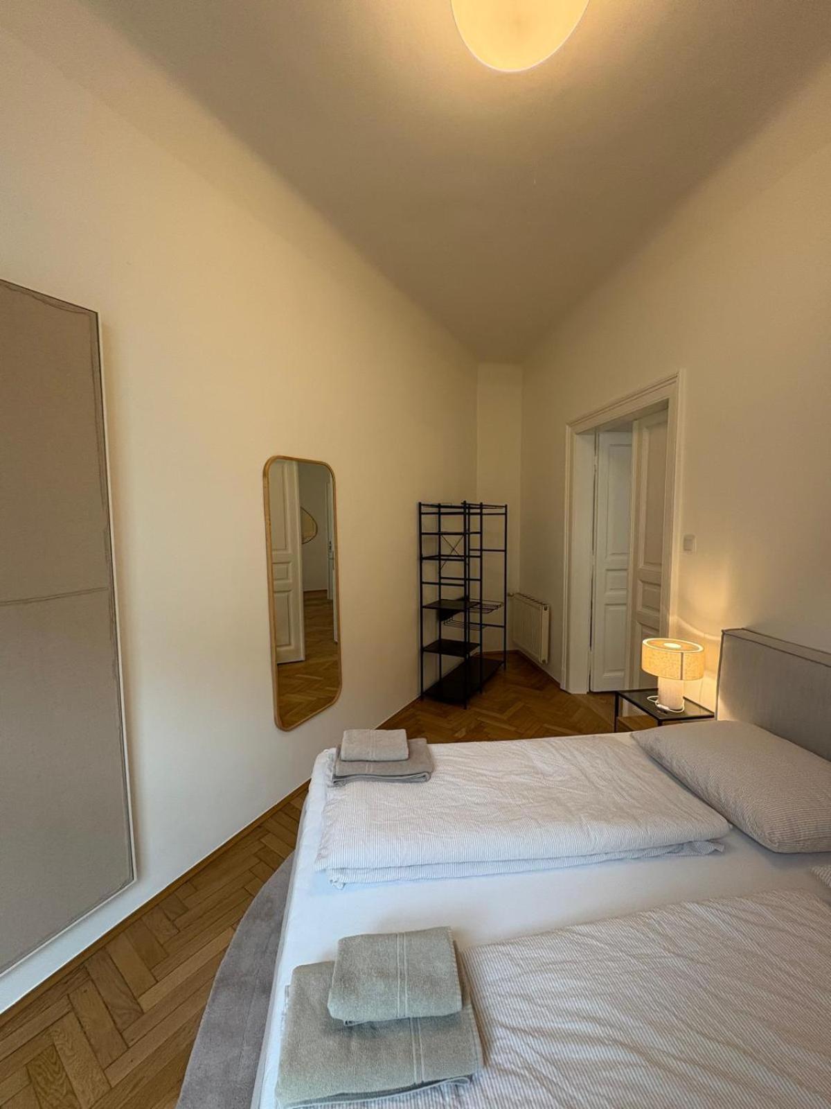 Premium Apartment In Altstadtnaehe Γκρατς Εξωτερικό φωτογραφία